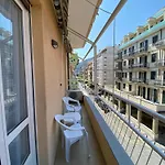 Corso Dante's Paradise Blue - Exclusive In Apartmán