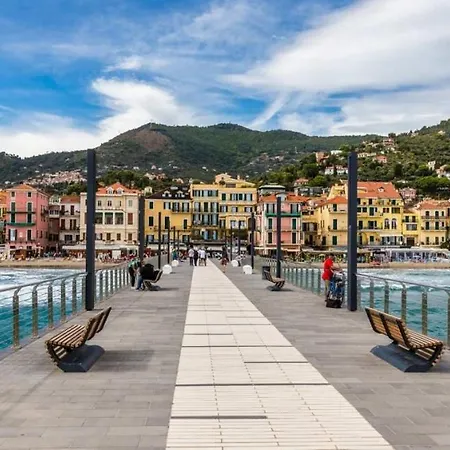 Apartment Corso Dante's Paradise Blue - Exclusive In Alassio